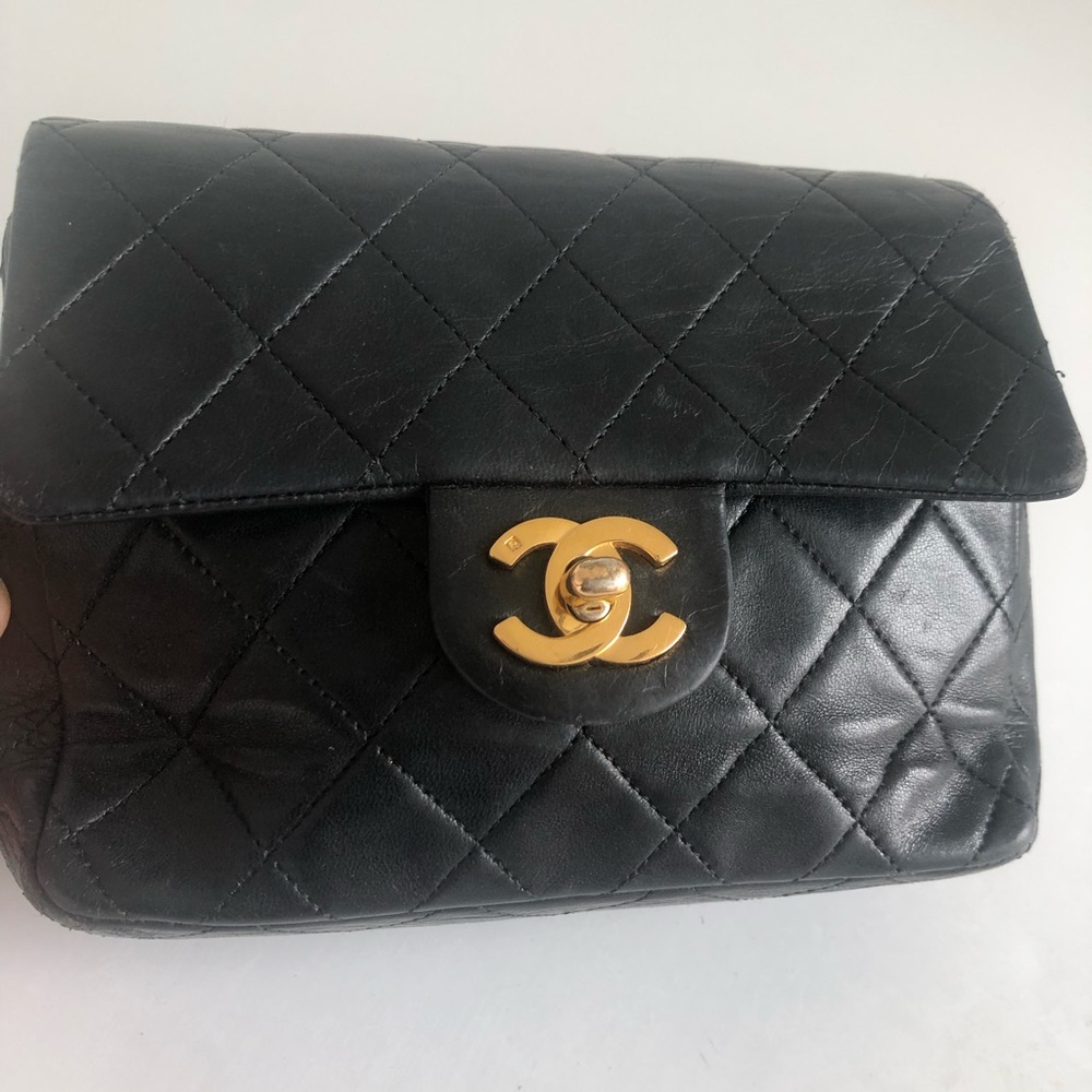 CHANEL MIni Classic Quilted Flap Square Shoulder Bag